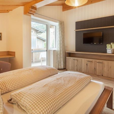 Stubaier Bauern Appartement Telfes im Stubai Exterior foto