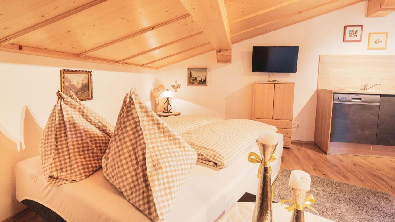 Stubaier Bauern Appartement Telfes im Stubai Exterior foto
