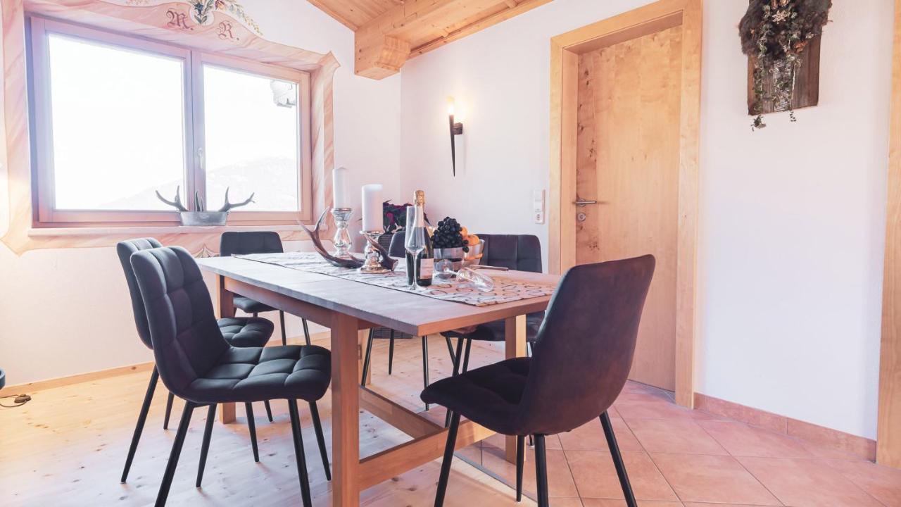 Stubaier Bauern Appartement Telfes im Stubai Exterior foto